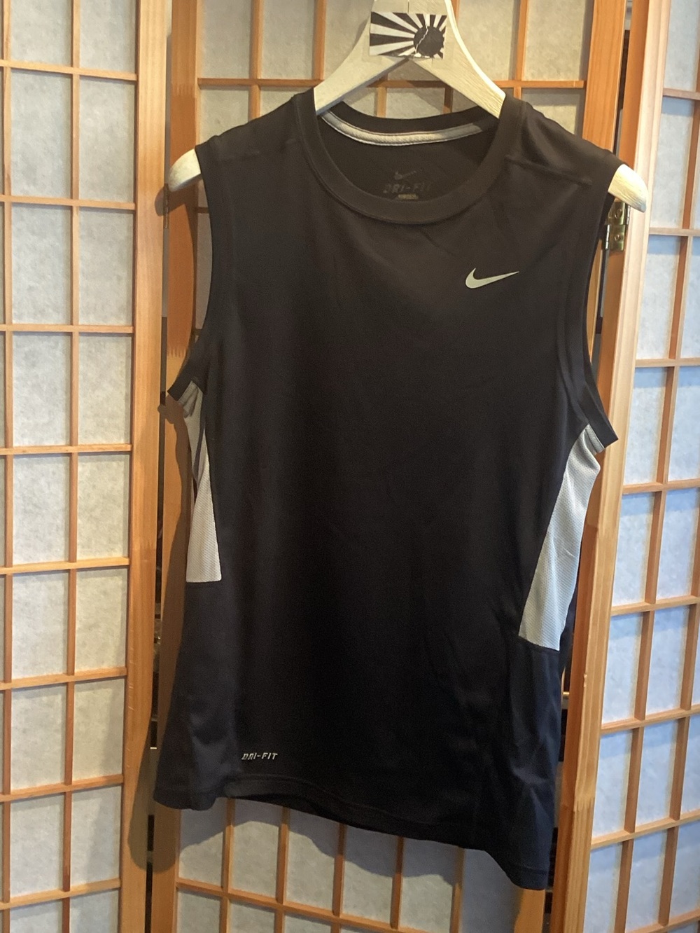 Vintage Nike Legend Dri-FIT Sleeveless Training Shirt 362020-010 Men's Small